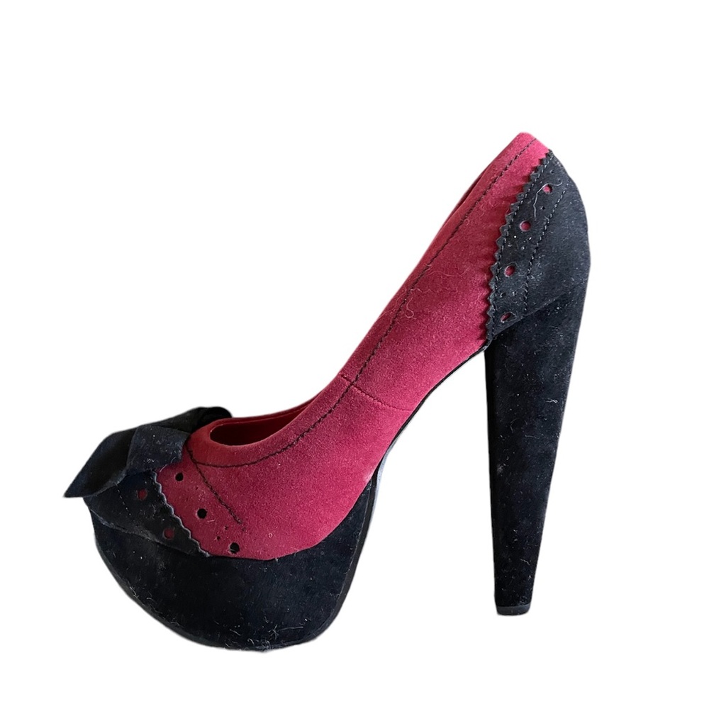 Sexy velveteen pumps
